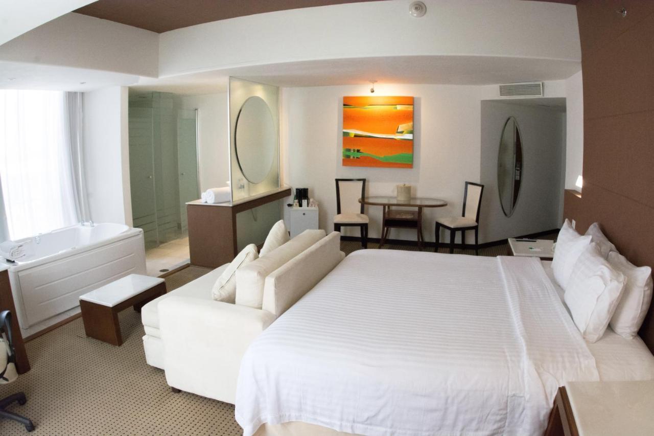 Hotel & Suites Bel Air Business Саламанка Екстер'єр фото