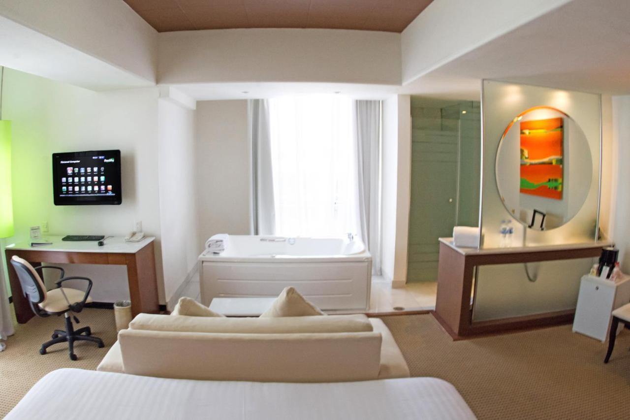 Hotel & Suites Bel Air Business Саламанка Екстер'єр фото